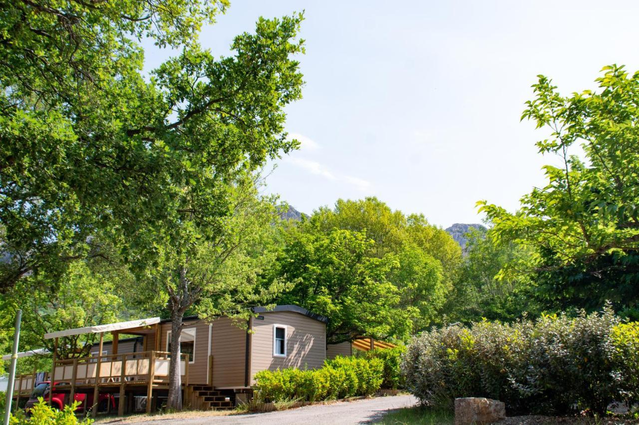 Camping Le Saint Clair Hotell Moustiers-Sainte-Marie Eksteriør bilde